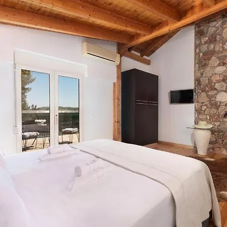 Gr Luxury Villa